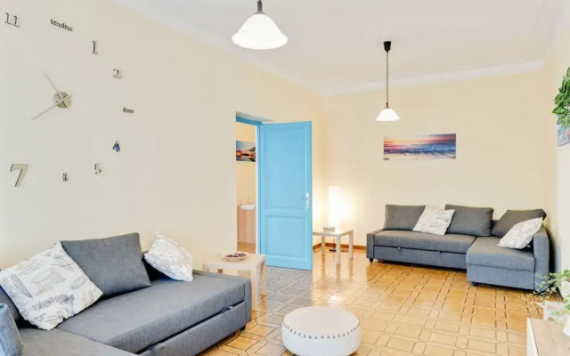 Splendido Appartamento con giardino e 3 posti auto
