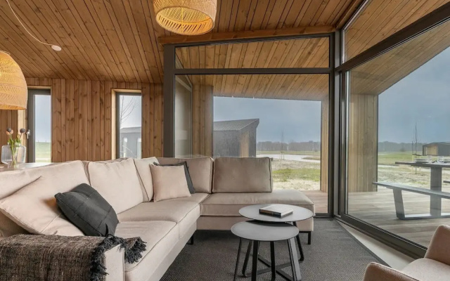 Lovely Holiday Home in Wissenkerke With Garden