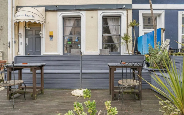 Summerlands Guest House