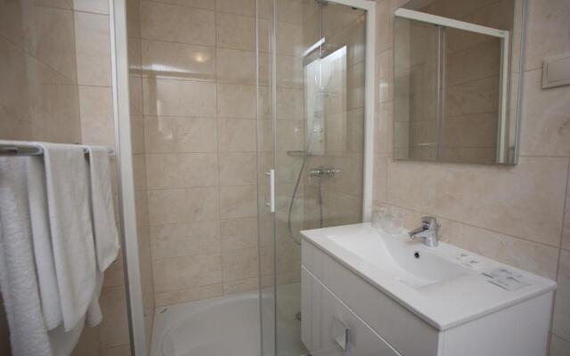 Apartments Bota