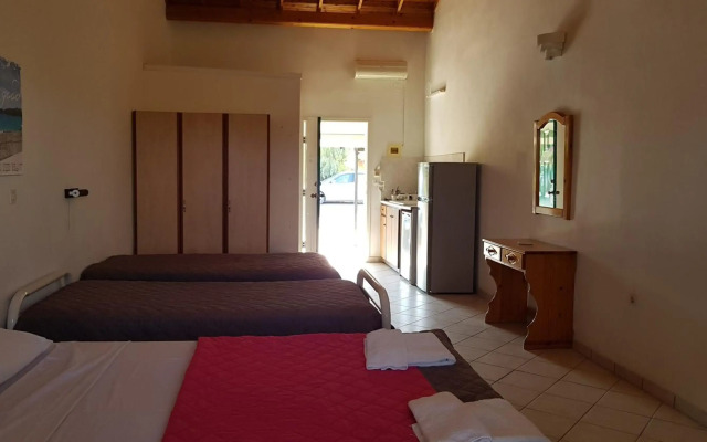 Gardenos Hotel