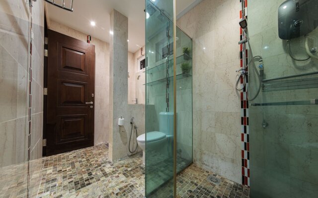 25000sqft Grand Luxe Villa PJ 13BR 42Pax