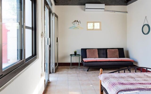 Zuo Military Village Inn