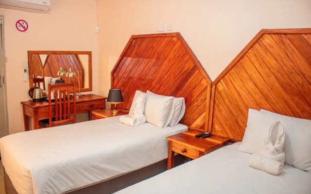 The Chobe Inn