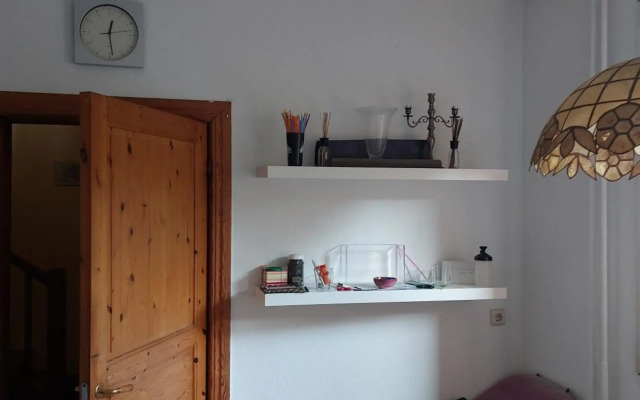 EG-Zimmer mit Bad und Terrasse