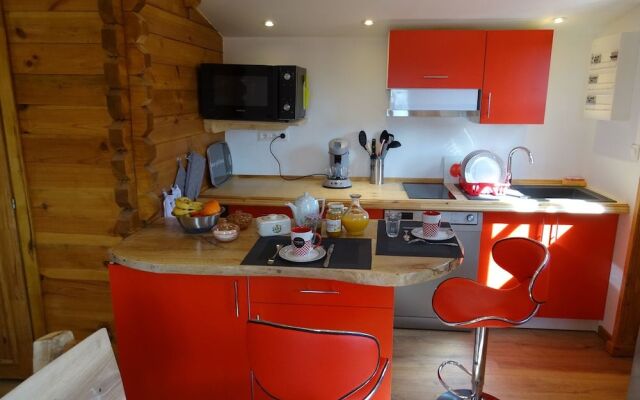 Le Pressoir De La Deveze