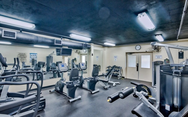 Sterling Palace Water Views Private Beach Access