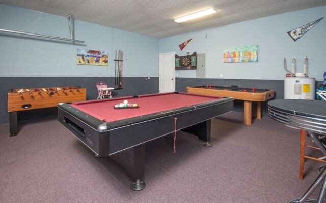 Seasons Seven-Bedroom House 1235