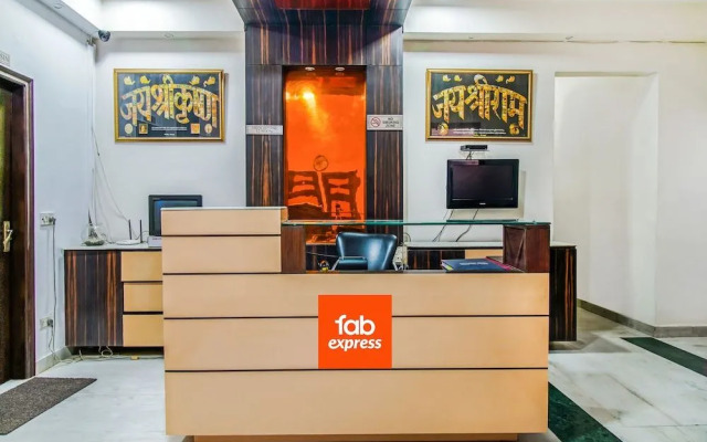 FabHotel Anand Villa