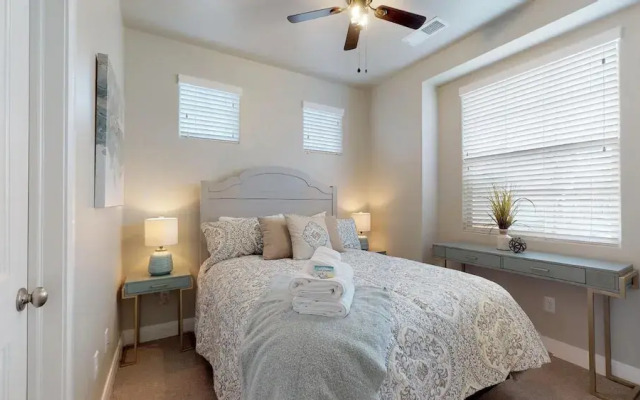 Endless Adventures 4 Bedroom Apts by RedAwning