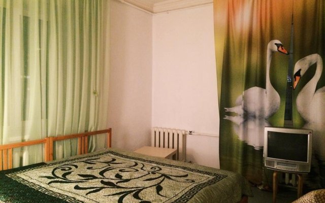 Mini-Hotel Leningradskiy 28
