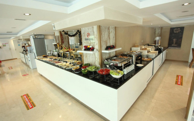 Dies Hotel