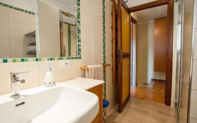 Strelitzia Holiday House