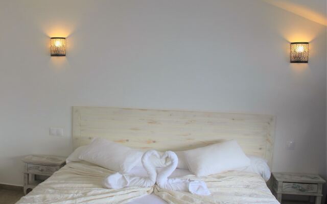 Hotel LIVVO Budha Beach