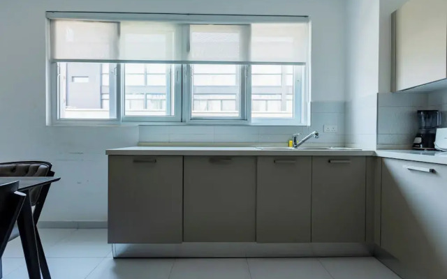 Accra Fine Suites-Henrietta's Residences