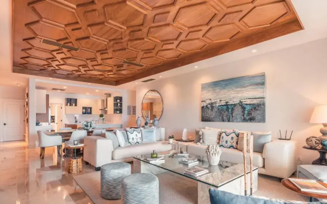 4 BR Penthouse at Aquamarina