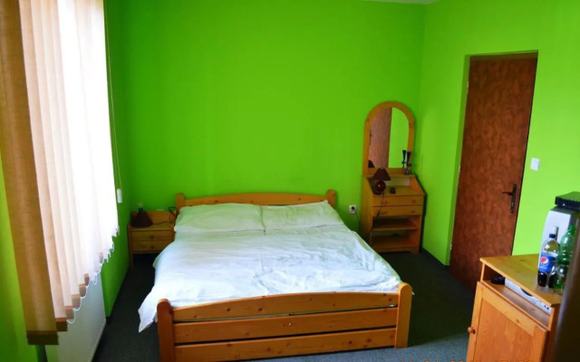 Villa Silver Green
