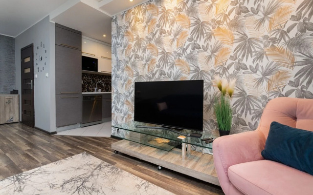 Apartment With Terrace by Renters