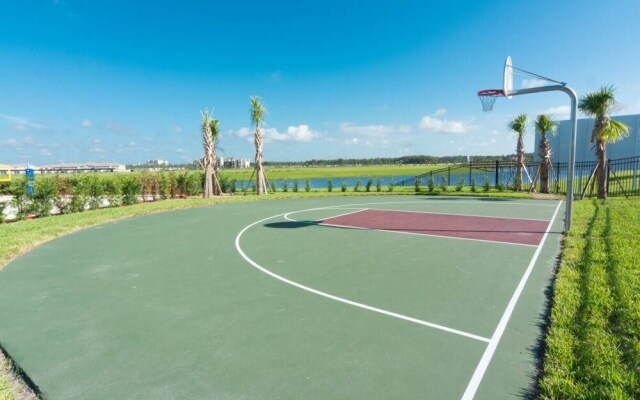 Tvpm-4263pd/sl 5 Bedroom Townhouse by RedAwning