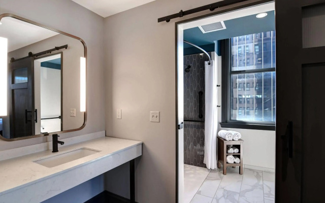 Courtyard by Marriott Cincinnati Downtown