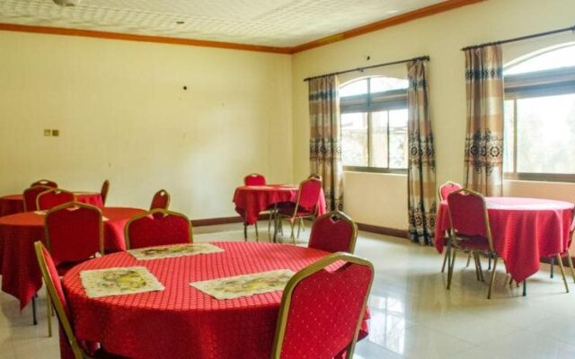 Rays Hotel