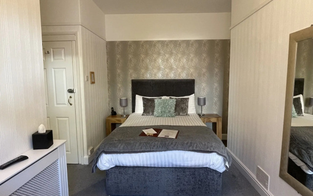 Lynton House