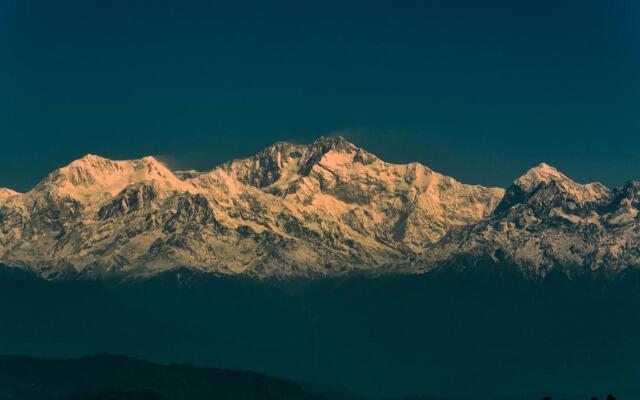 Sumitel Vista 800m from Mall Road