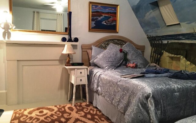 The Gaslamp Bed and Breakfast