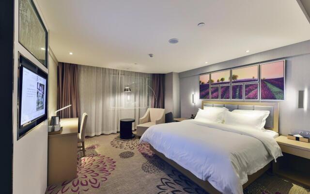 Lavande Hotel Xining Hai Lake New District Stadium