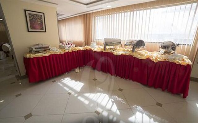 Al Borj Al Aseel Hotel