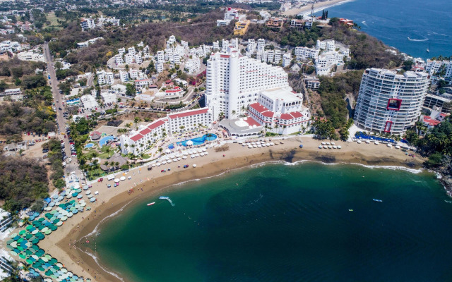 Tesoro Manzanillo All Inclusive