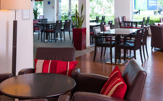 Holiday Inn Express Leeds City Centre by IHG