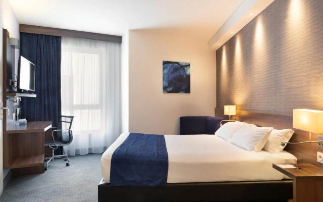 Holiday Inn Express Marseille Airport by IHG