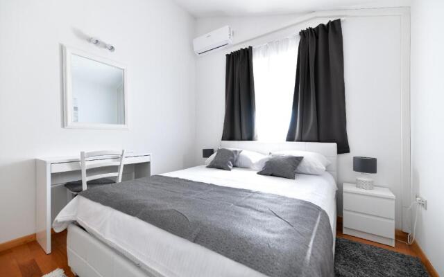 Bellevue Hill apartment