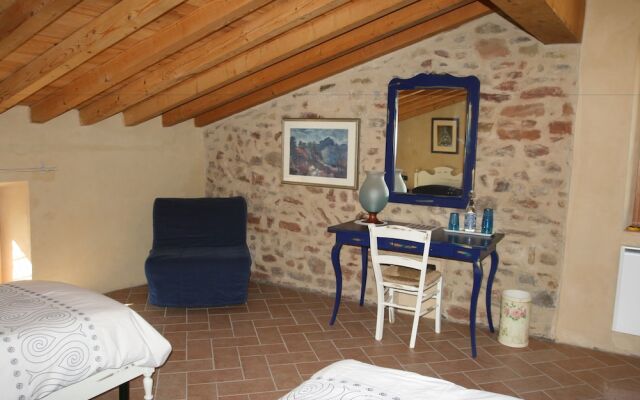 Sacreterre Room & Breakfast