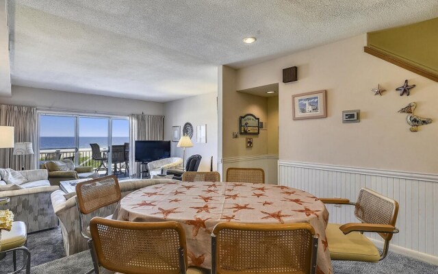 Seaside Villas Unit #9 by Long & Foster