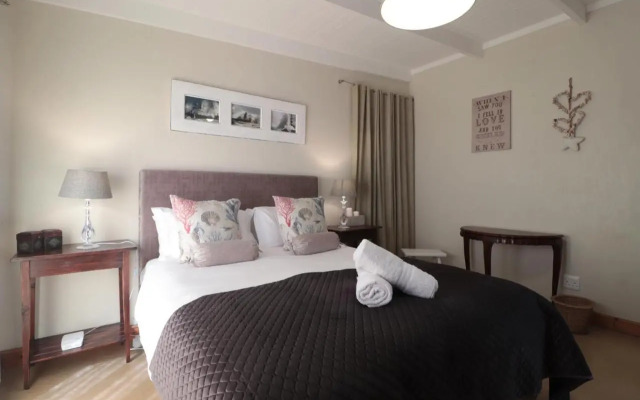 Sea Pearl Holiday Home