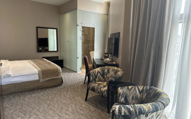 Lotus Hotel