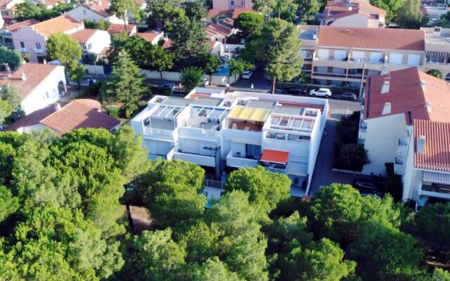 Les Pins Parasols (AGL350)