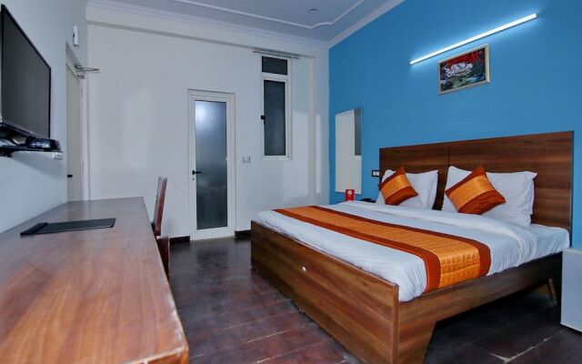 OYO 13051 Shanti Villa