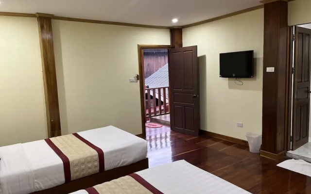 Xayana Home