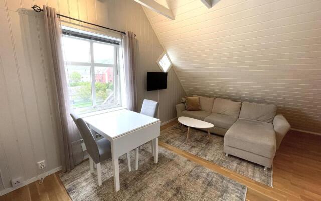 Presttind - Studio apartment with free parking