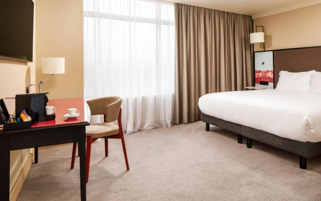Holland House Hotel Cardiff By Sunday