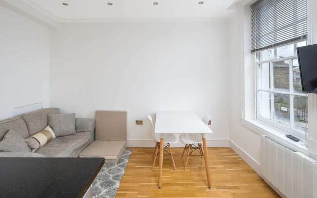 Bright 1 bed Apartment in Camden