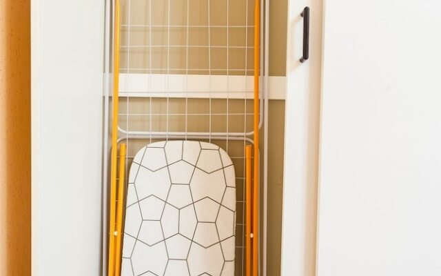 Apt on Chetvyortaya Sovetskaya 8 ap1