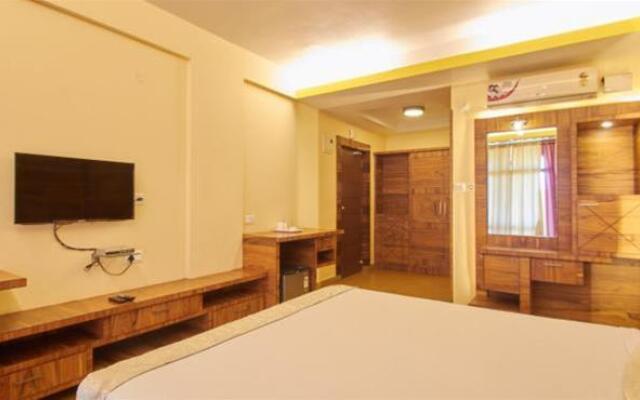 Mak Hotel