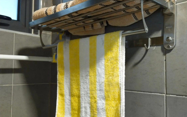 ZilleVille Studio Suite Seaview With Balcony at Imperium Residence