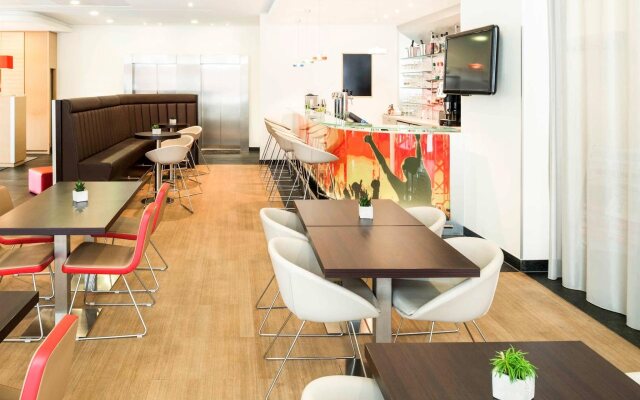 ibis Esch Belval