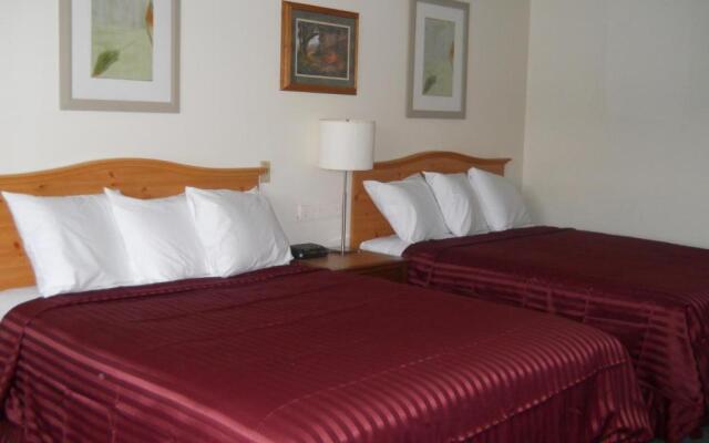 Oyster Bay Inn & Suites