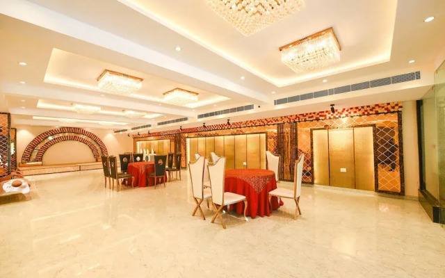 FabHotel Arjun Luxury Banquets and Rooms